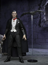 NECA - Universal Monsters Ultimate Dracula (Transylvania) 7-Inch Scale Action Figure