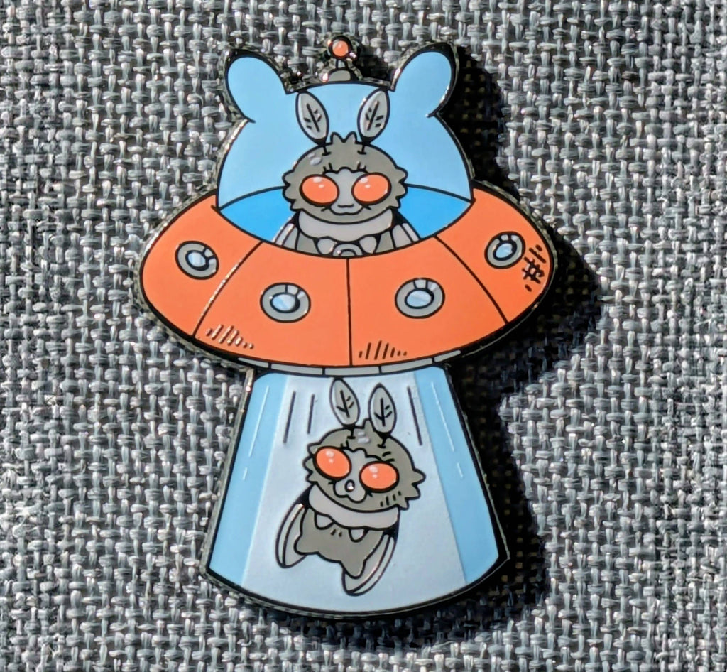 Mimic Gaming Co - Mothman Alien Abduction Enamel Pin - 1.5"